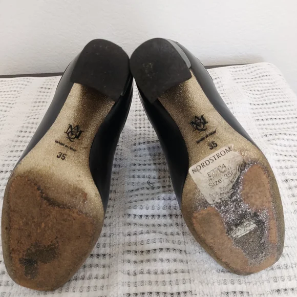 Alexander McQueen Chelsea Heeled Ankle Boots - Picture 5 of 5